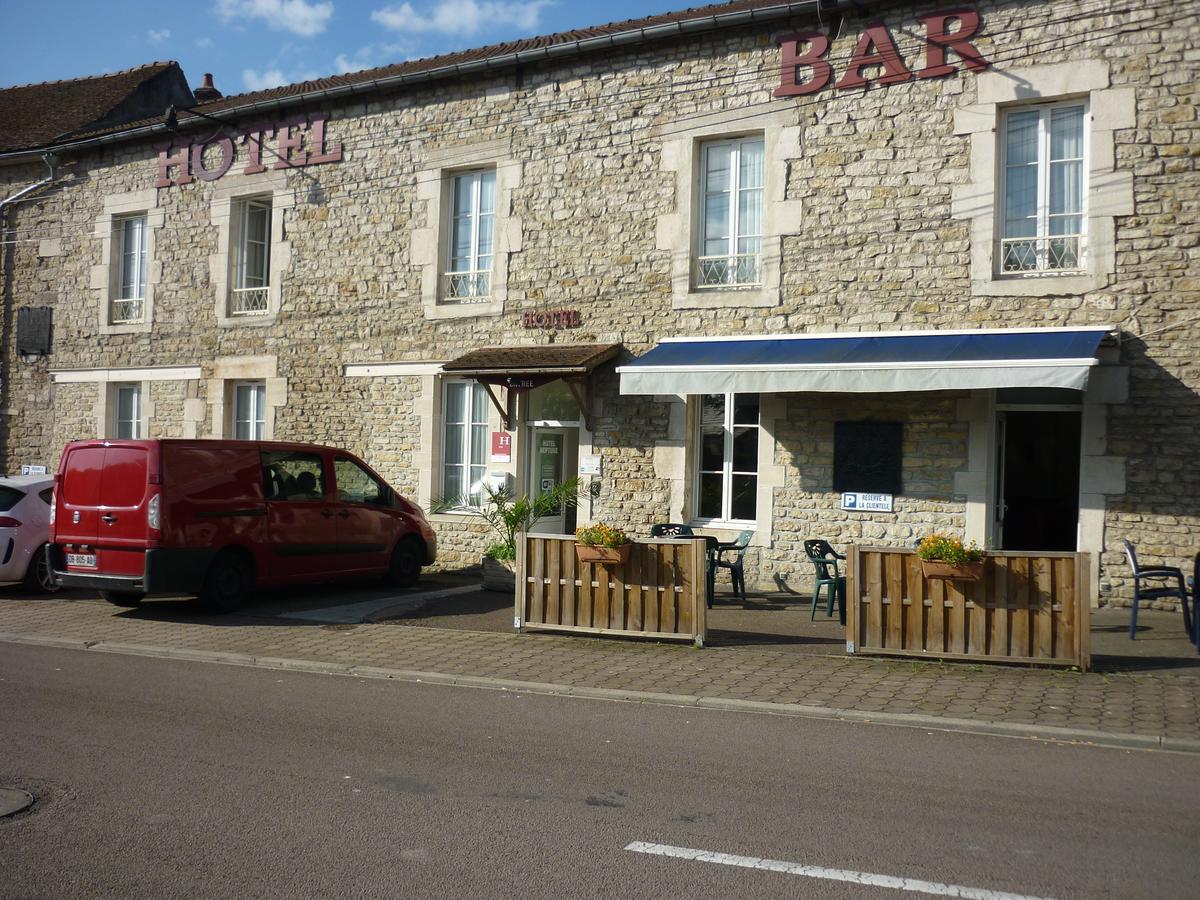 Hotel Neptune Montbard Eksteriør billede