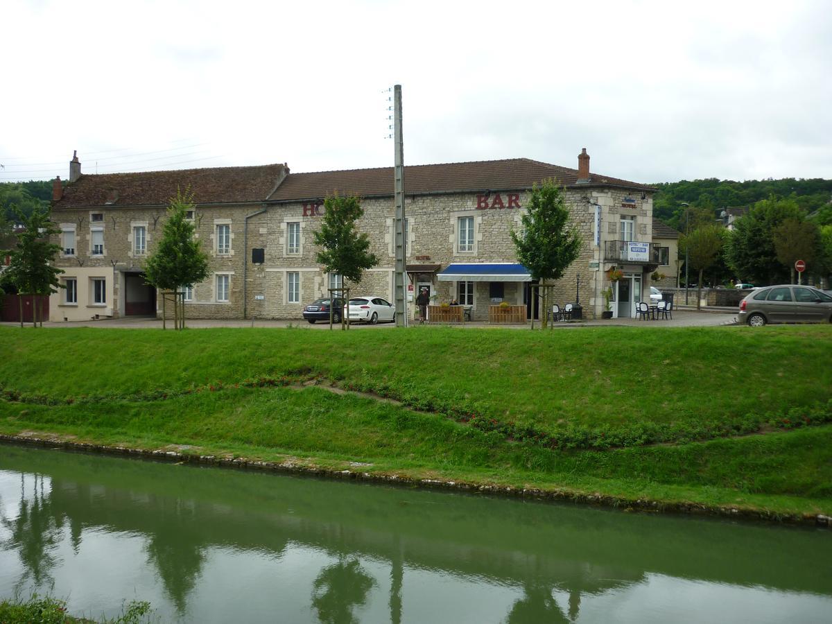 Hotel Neptune Montbard Eksteriør billede